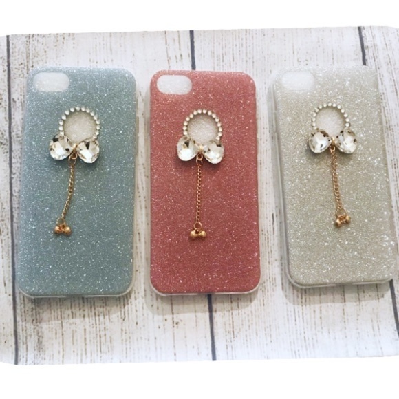Accessories - 🛍SALE🛍IPhone 8Plus Crystal Bow Glitter Case